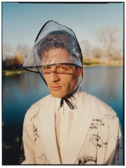 Vanity Fair Magazine June 2021: Gillian Anderson James Norton Issa Rae 8 Vanity Fair Magazine June 2021: Gillian Anderson James Norton Issa Rae -CELEBRITY MAGAZINES 062021 TV portfolio embed05