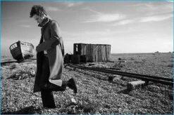 N/A ESQUIRE Magazine 12/2016 Ltd Ed EDDIE REDMAYNE Lea Seydoux BRAD PITT Matt Smith -CELEBRITY MAGAZINES 24 1 df35b29e c306 42ab 892d 346748d3f975