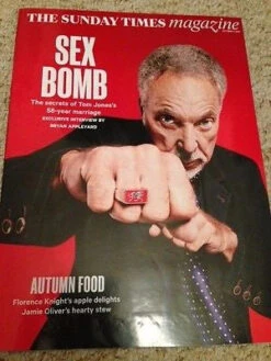 N/A (UK) SUNDAY TIMES MAGAZINE OCTOBER 2015 SIR TOM JONES IAN FLEMING JAMES BOND