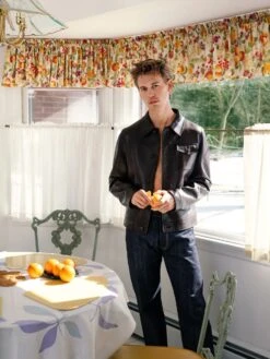 AMERICAN VOGUE MAGAZINE - MAY 2022 - AUSTIN BUTLER - BRAND NEW