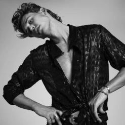 VMAN 49 Fall/Winter 2022 Austin Butler Cover #2 (US Customers Only) -CELEBRITY MAGAZINES FYmGR8KWIAs1WPL 6bf43be8 eb53 4c00 9bee 0f57b89836e1