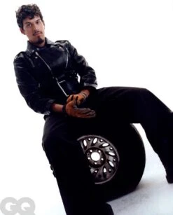 BRITISH GQ Magazine April 2023 OMAR APOLLO Karol G -CELEBRITY MAGAZINES FthiQmgaIAER6cs