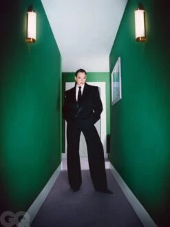 BRITISH GQ Magazine June 2025 Jodie Comer -CELEBRITY MAGAZINES GQ SUMMER ONLINE JODIECOMER 6