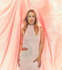 GUARDIAN SATURDAY Mag 24/08/2024 Gillian Anderson Cover -CELEBRITY MAGAZINES GVr6EOuWsAEDPZM