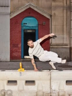 BRITISH GQ Magazine March 2025 CHARLIE COX Daredevil -CELEBRITY MAGAZINES GkDkpjrWQAAKVPc