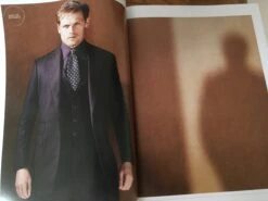 The Rake Magazine 2018 SAM HEUGHAN Outlander Pierce Brosnan -CELEBRITY MAGAZINES IMG 2120