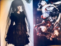 Kerrang! Magazine 27th January 2018 5 Babymetal Poster Special Inside -CELEBRITY MAGAZINES IMG 7661