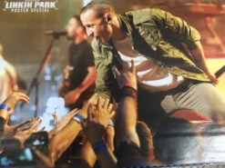 Kerrang! Magazine 24th February 2018 Chester Bennington Linkin Park Poster Special -CELEBRITY MAGAZINES IMG 8159