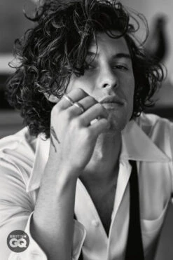 British GQ Magazine Jan/Feb 2021 Shawn Mendes Shoot (Random Cover)