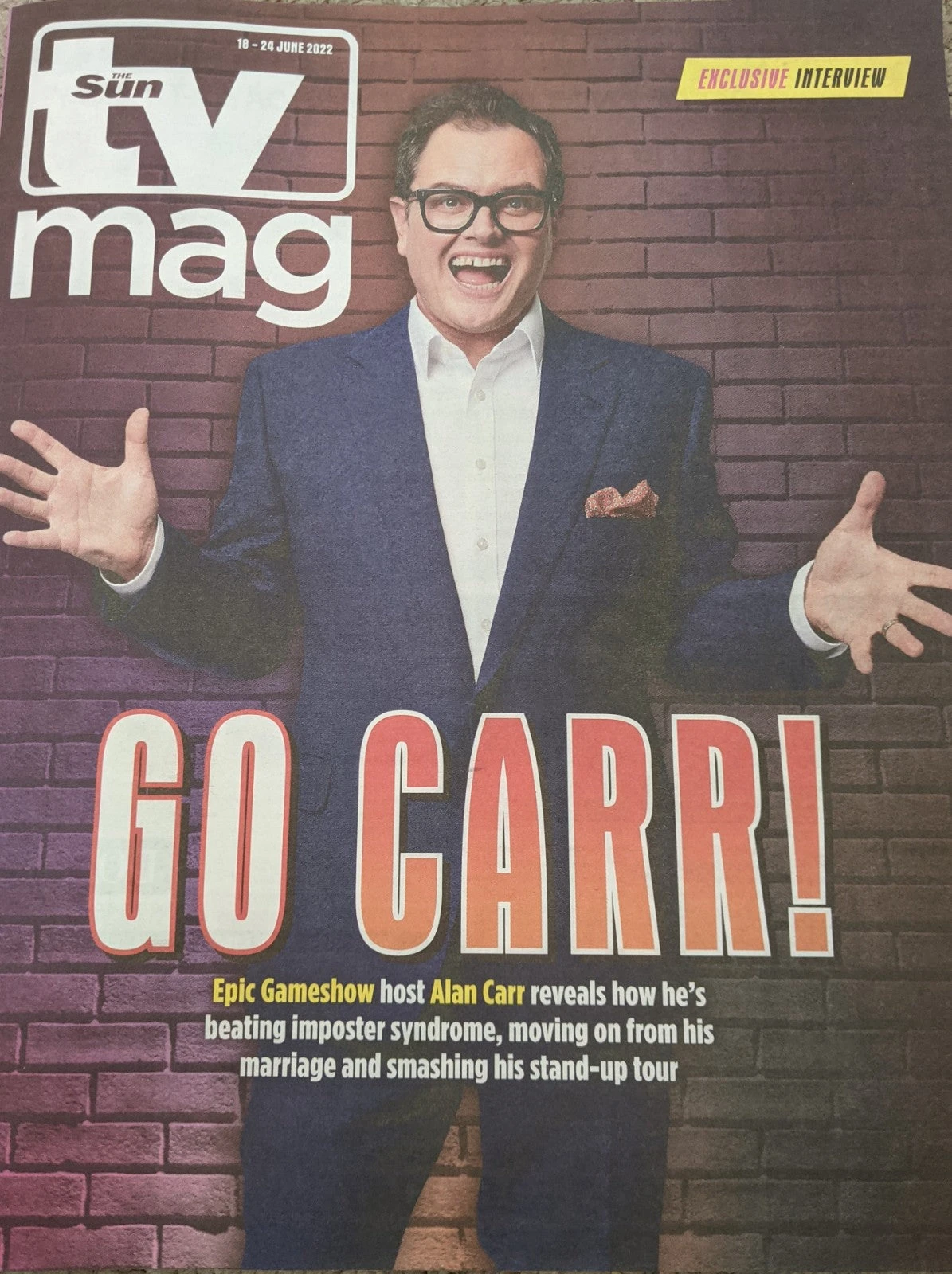 SUN TV Mag 18/06/2022 ALAN CARR Sam Heughan Umbarella Academy 4 SUN TV Mag 18/06/2022 ALAN CARR Sam Heughan Umbarella Academy - Image 2