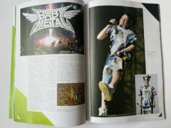 **BILLIE EILISH 100% UNOFFICIAL FANBOOK ILLUSTRATED UK MAGAZINE 2nd Edition 2021* -CELEBRITY MAGAZINES s l1600 2 82d173fd 4742 4198 8284 5998f01eb16a