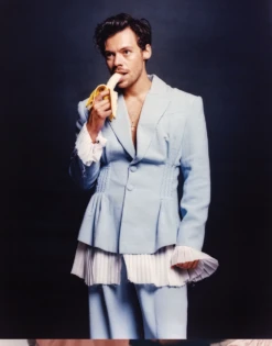 Harry Styles On Magazine VARIETY China Spring 2021 -CELEBRITY MAGAZINES s l1600 5 6574fac1 1b63 49e3 96e2 852384e02103