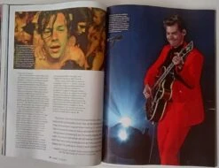 US Weekly Magazine Presents... Harry Styles -CELEBRITY MAGAZINES s l1600 6 a57603e0 482b 452e 9384 2f4a70c2d5fa