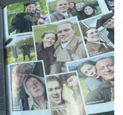 TV INSIDER MAGAZINE - JUNE 2023 Sam Heughan Outlander Caitriona Balfe (US Only)